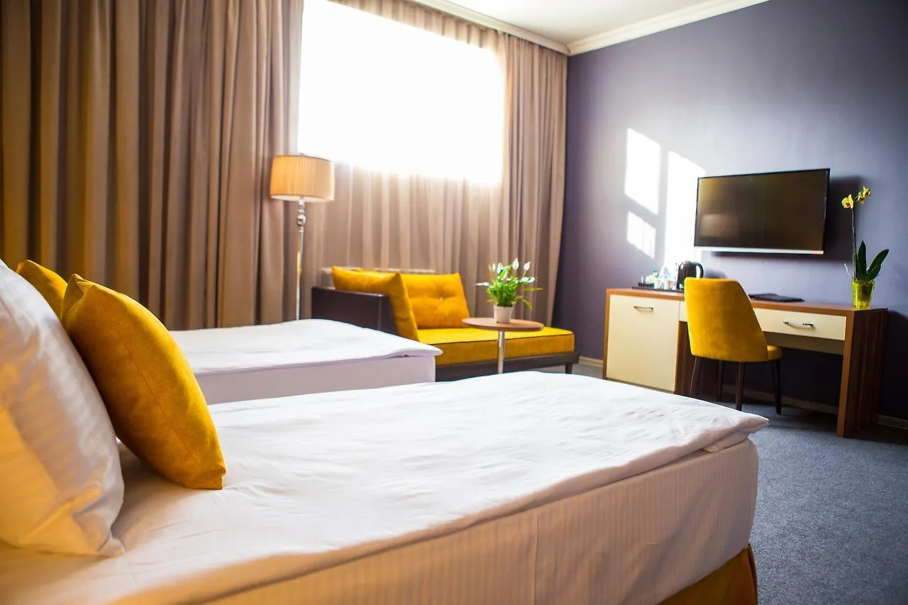 באקו Hotel Square Inn 4*,  אזרבייג'ן
