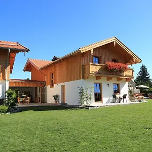 Schweizerhaus Garni Affittacamere Weyarn
